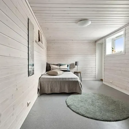 Central, Spacious House, Gym & Parking Stavanger